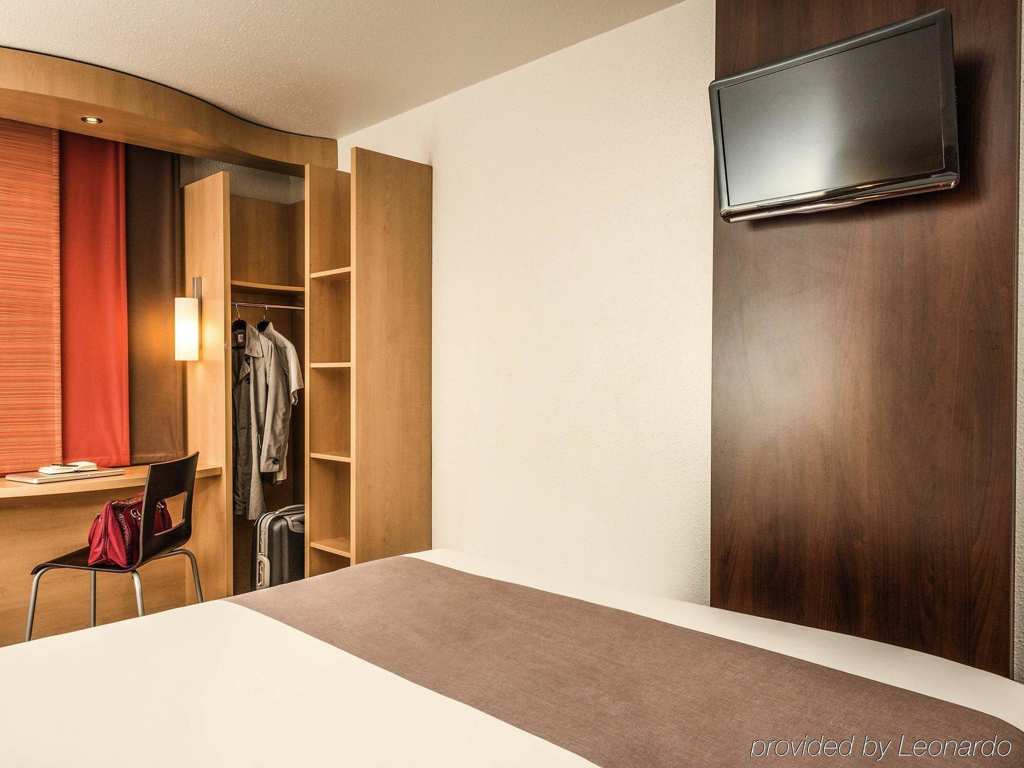 Ibis Paris Creteil Hotel Exterior foto